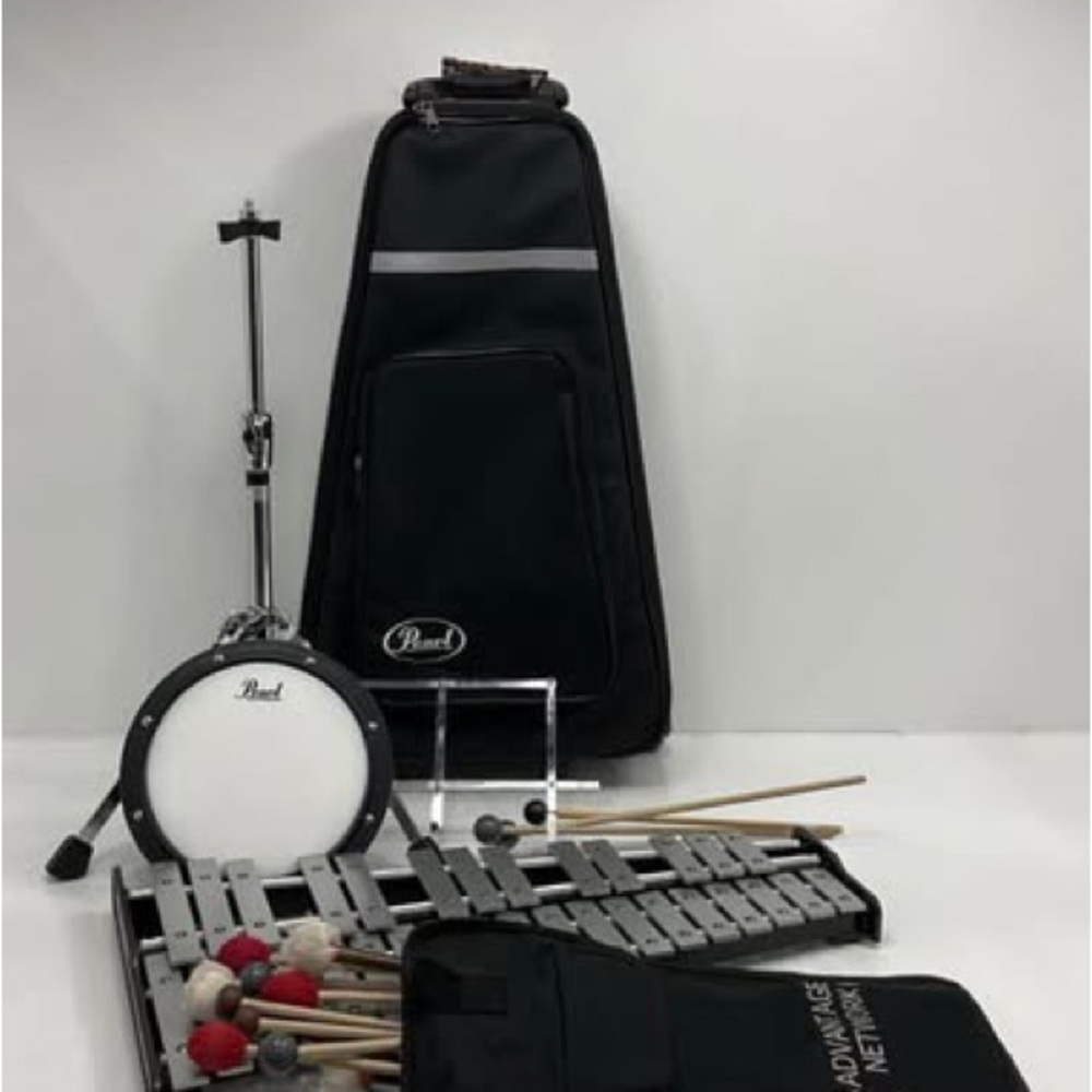 Pearl Bell 32 Note Xylophone in Case w/ Accessories
